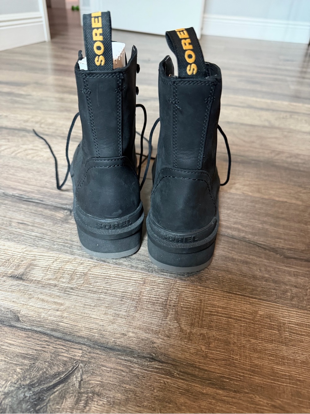 Black Sorel Hi Line boots - Picture 3 of 7